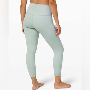 Lululemon Align Pant II 25"
Hazy Jade size 6 EUC